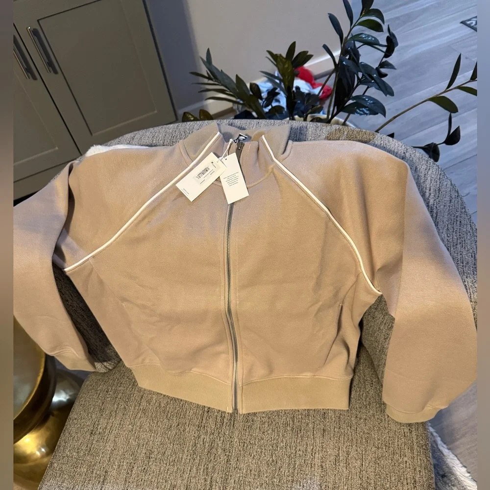 SPANX AirEssentials Pique Full Zip Track Jacket + Straight Leg Pant - NWT - Picture 7 of 11